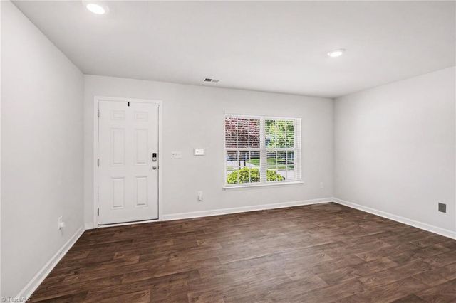 5105 Black Forest Drive, Greensboro, NC 27405
