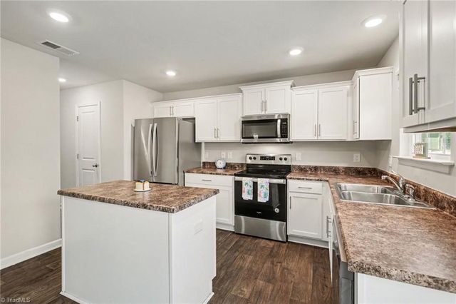 5105 Black Forest Drive, Greensboro, NC 27405