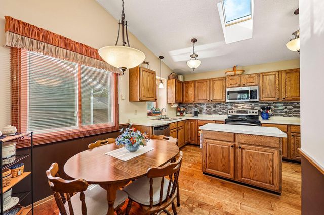 4292 Eagle Crest Drive, Eagan, MN 55122