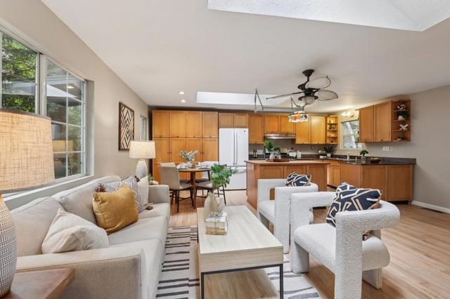 290 Hoot Owl Way, Boulder Creek, CA 95006