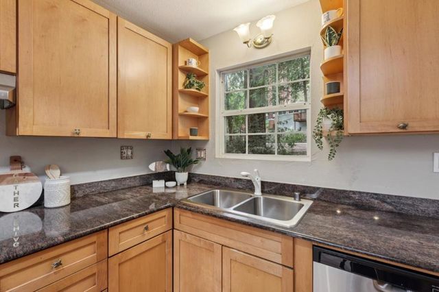 290 Hoot Owl Way, Boulder Creek, CA 95006