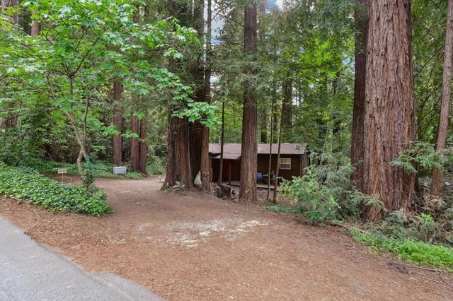 290 Hoot Owl Way, Boulder Creek, CA 95006