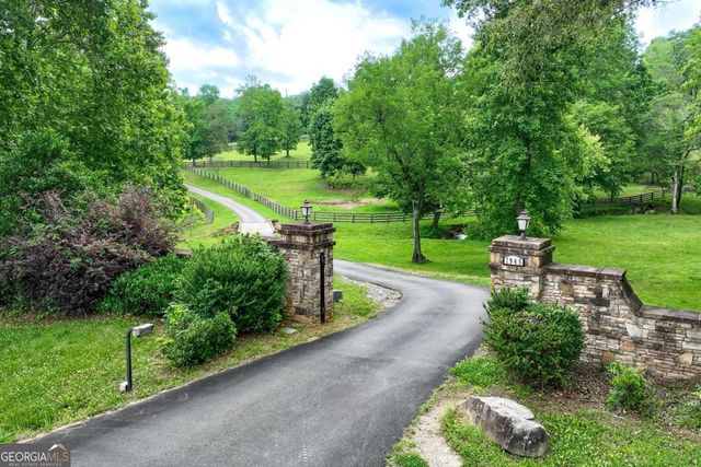 7945 Reinhardt College Parkway, Waleska, GA 30183