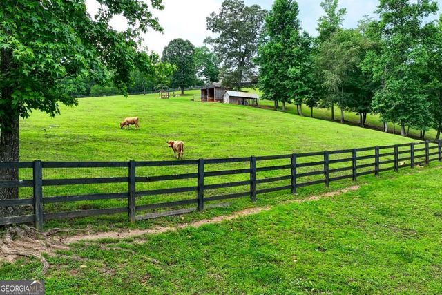 7945 Reinhardt College Parkway, Waleska, GA 30183