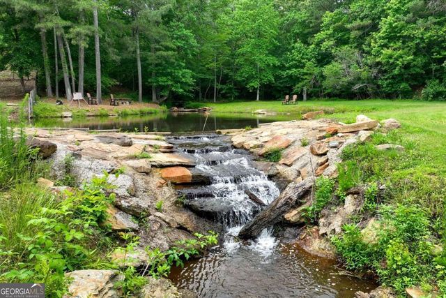 7945 Reinhardt College Parkway, Waleska, GA 30183