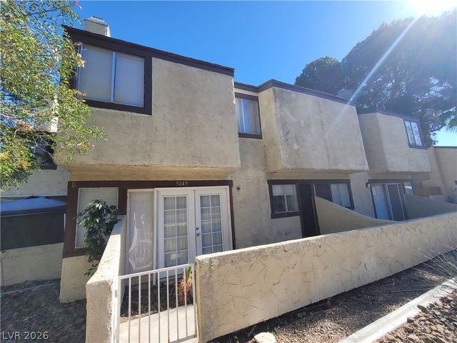 5049 Spencer Street D, Las Vegas, NV 89119