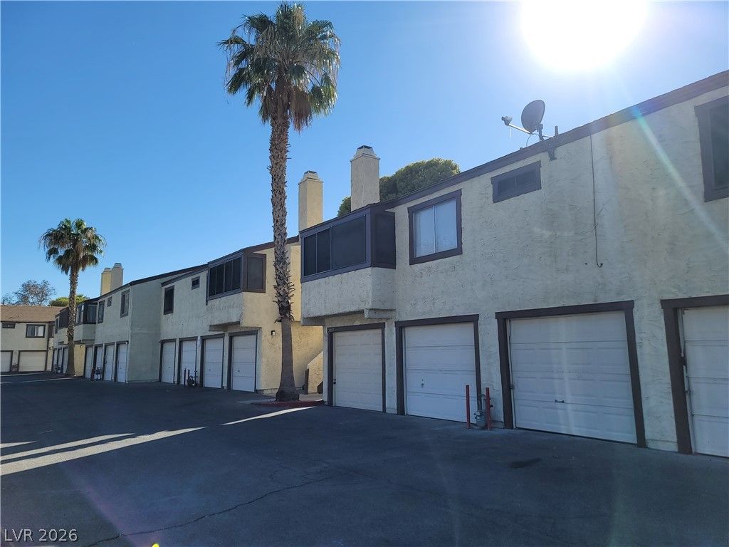5049 Spencer Street D, Las Vegas, NV 89119