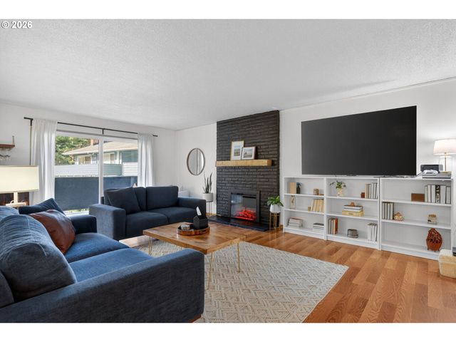 6036 Sw 25TH Ave, Portland, OR 97239