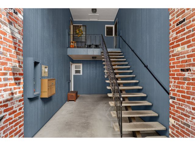 6036 Sw 25TH Ave, Portland, OR 97239