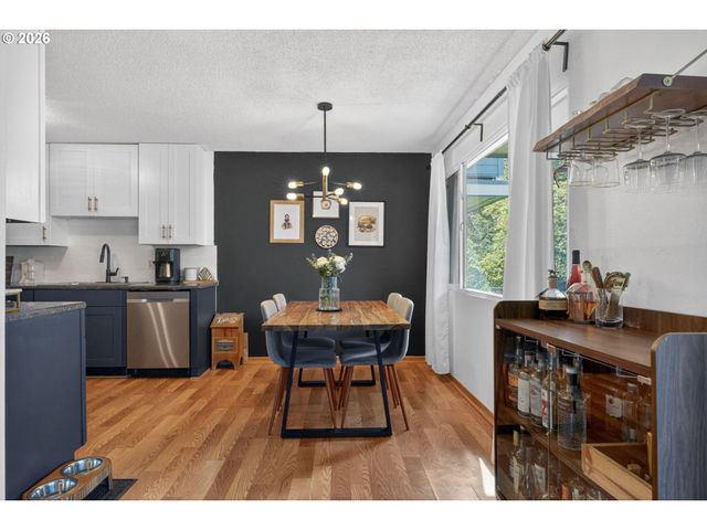 6036 Sw 25TH Ave, Portland, OR 97239