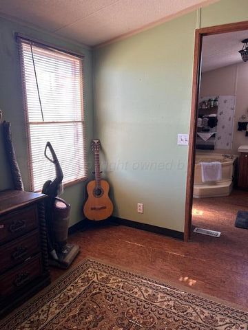 207 North Street, Claude, TX 79019