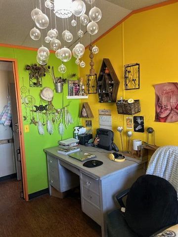 207 North Street, Claude, TX 79019