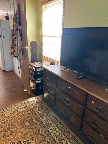 207 North Street, Claude, TX 79019