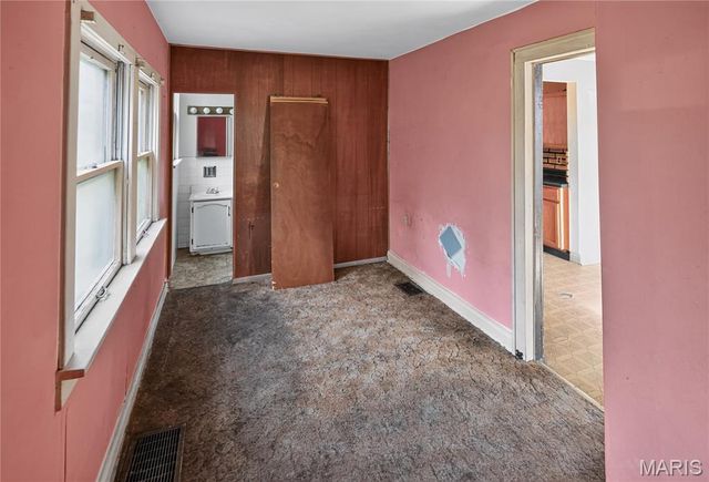 422 Scenic Drive, Riverview, MO 63137