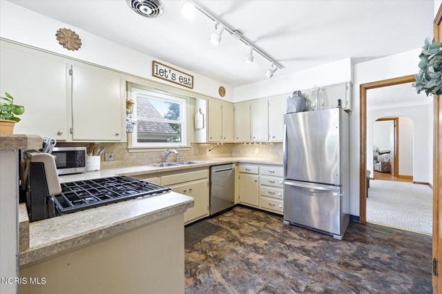 17845 W State Route 579, Martin, OH 43445