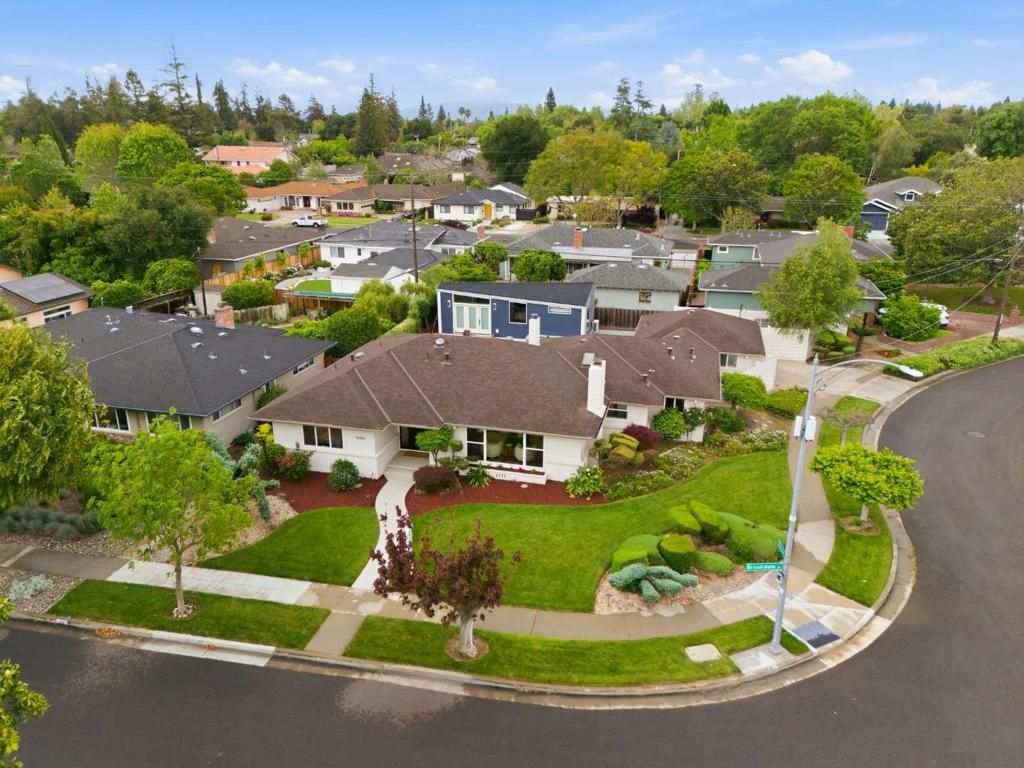 Image 40 of property listing at 1500 Brookdale Drive, San Jose, CA 95125