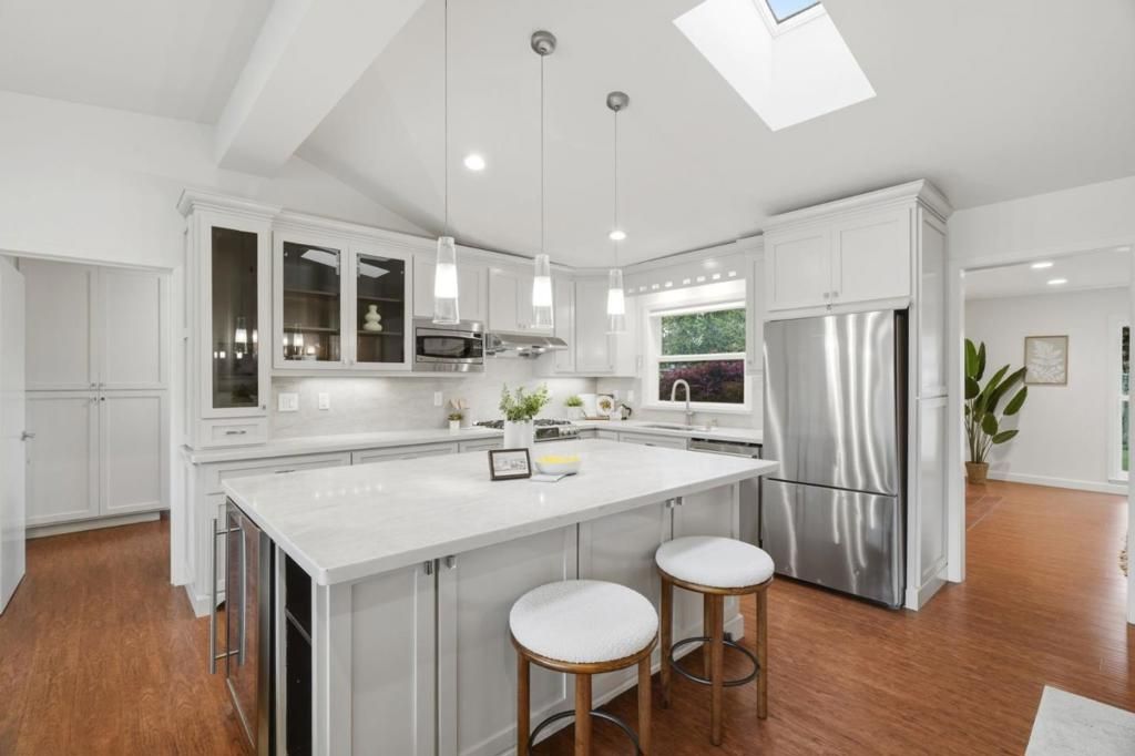 Image 9 of property listing at 1500 Brookdale Drive, San Jose, CA 95125