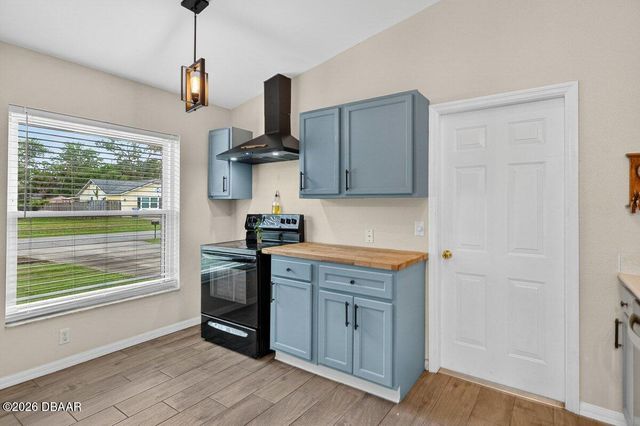 3223 Travelers Palm Drive, Edgewater, FL 32141