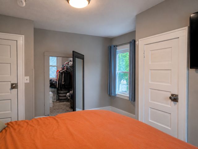 2701 Russell Avenue N, Minneapolis, MN 55411