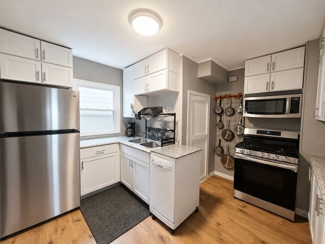 2701 Russell Avenue N, Minneapolis, MN 55411