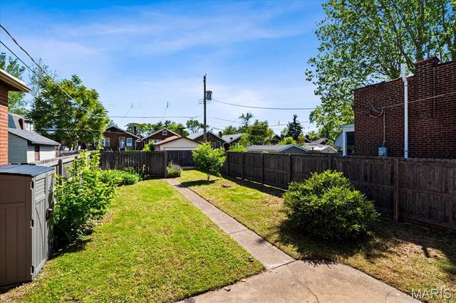 4330 Connecticut Street, St Louis, MO 63116
