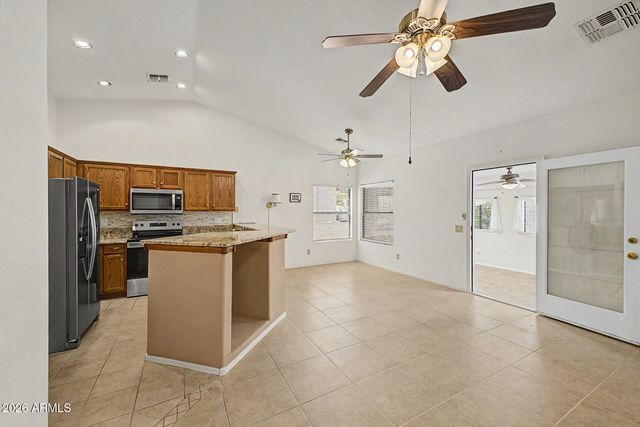 8914 E COPPER VALLEY Lane, Sun Lakes, AZ 85248