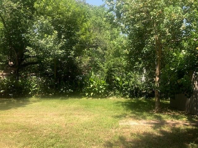 603 Lundy Street, El Campo, TX 77437