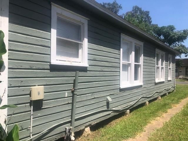 603 Lundy Street, El Campo, TX 77437