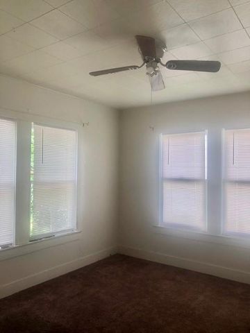 603 Lundy Street, El Campo, TX 77437