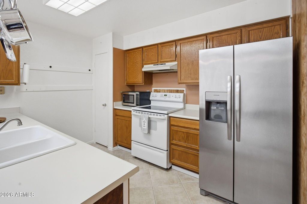 8140 N 107th Avenue 310, Peoria, AZ 85345 — photo 4