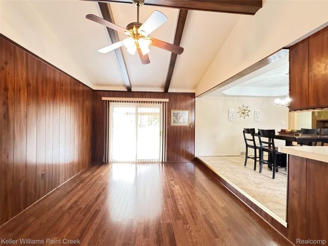 11102 Fairway Drive, Sterling Heights, MI 48312
