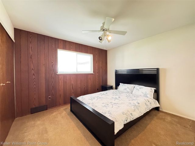 11102 Fairway Drive, Sterling Heights, MI 48312