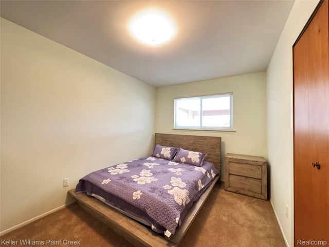11102 Fairway Drive, Sterling Heights, MI 48312
