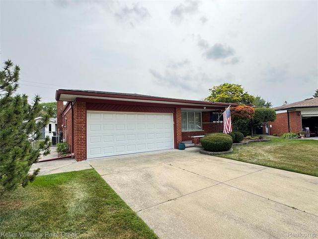 11102 Fairway Drive, Sterling Heights, MI 48312
