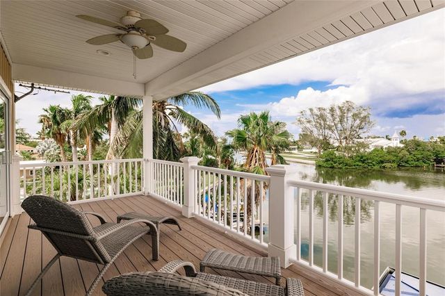 210 LAKEVIEW DRIVE, Anna Maria, FL 34216
