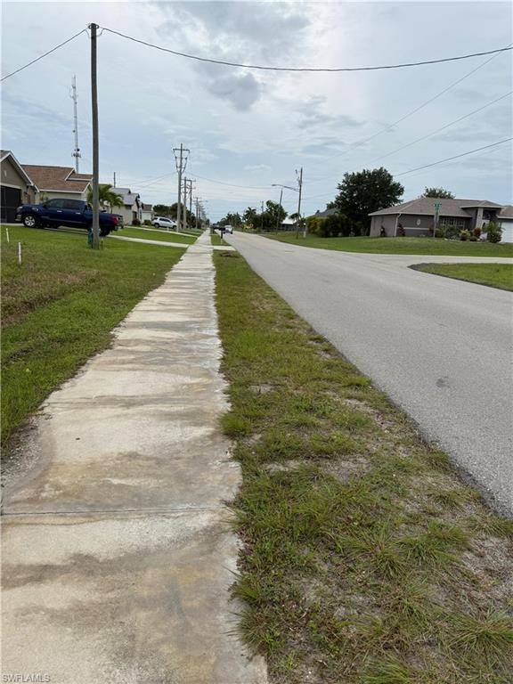 1828 SW 32nd ST, CAPE CORAL, FL 33914 — photo 3