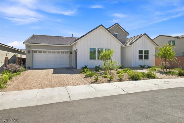 5745 North Golden Chase Court, Las Vegas, NV 89131