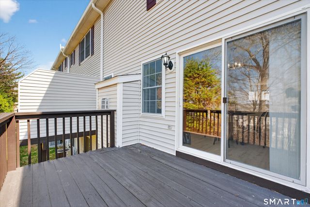 1502 Pinnacle Way 1502, Danbury, CT 06811