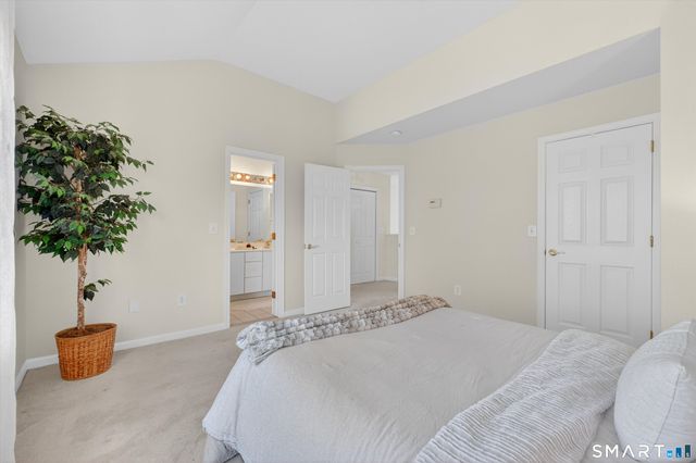 1502 Pinnacle Way 1502, Danbury, CT 06811