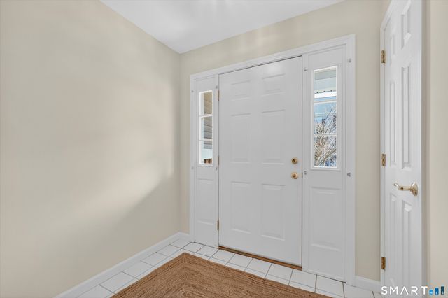 1502 Pinnacle Way 1502, Danbury, CT 06811