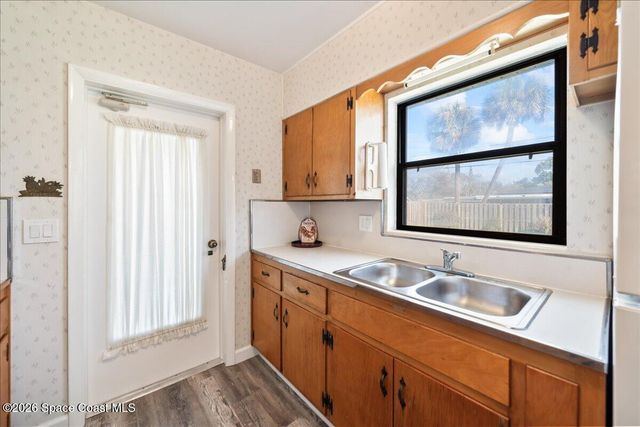 586 Lorraine Drive, Melbourne, FL 32935