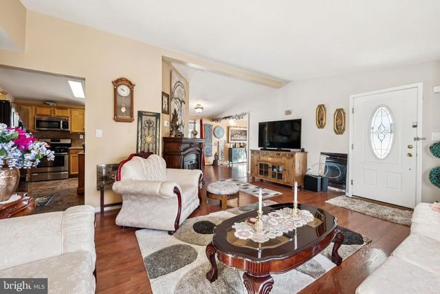 47 GREGORY DR., Williamstown, NJ 08094