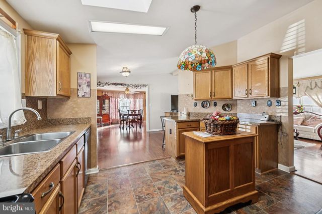 47 GREGORY DR., Williamstown, NJ 08094