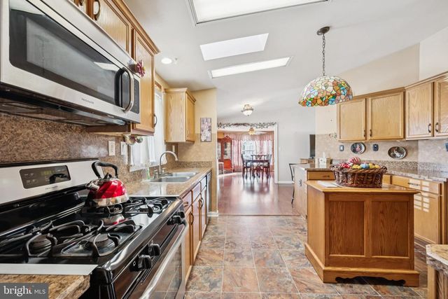 47 GREGORY DR., Williamstown, NJ 08094