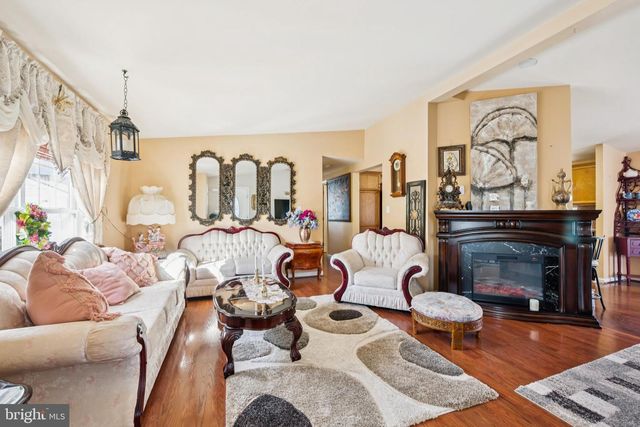 47 GREGORY DR., Williamstown, NJ 08094