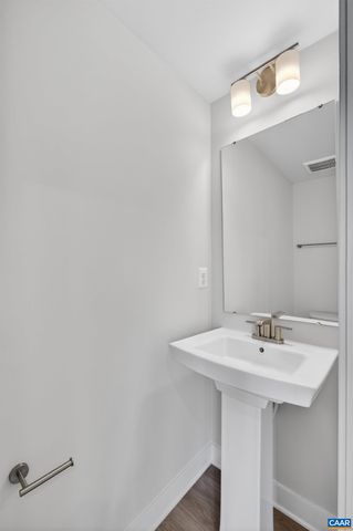 5A PERSEUS LN, Charlottesville, VA 22901