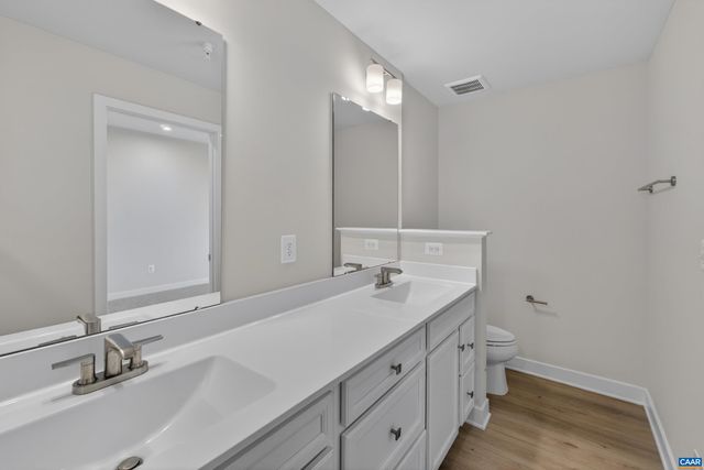 5A PERSEUS LN, Charlottesville, VA 22901
