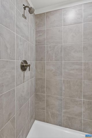 5A PERSEUS LN, Charlottesville, VA 22901