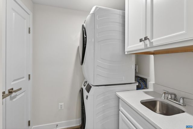 5A PERSEUS LN, Charlottesville, VA 22901