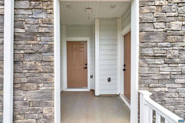 5A PERSEUS LN, Charlottesville, VA 22901